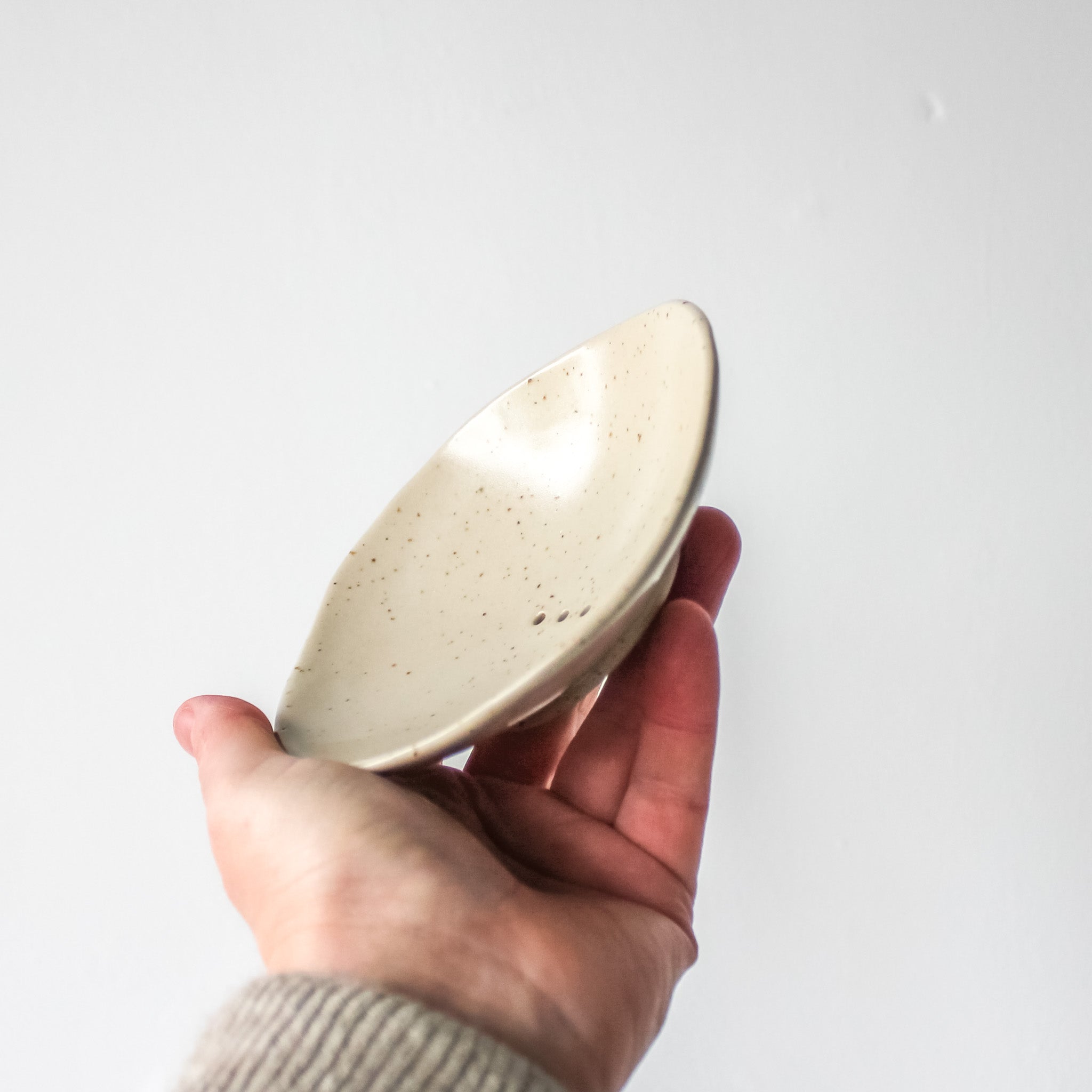 Ceramic Soap Dish with Drainage