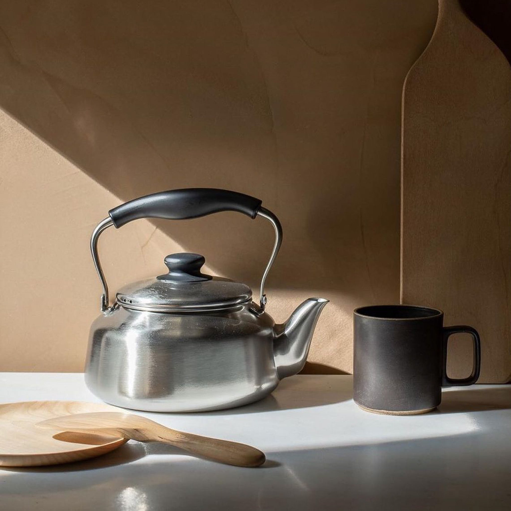 Everyday Stainless Steel Kettle / Sori Yanagi