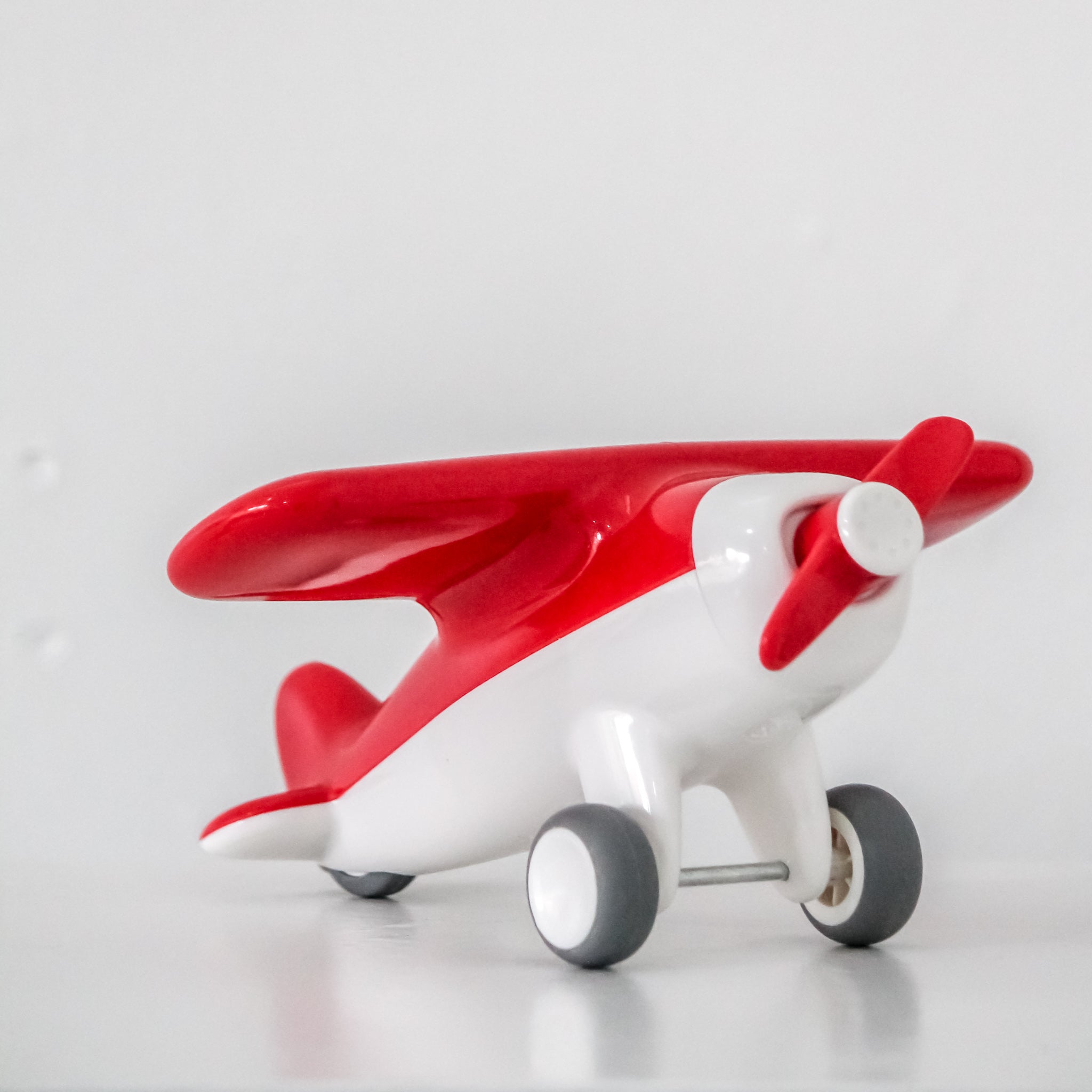 Toy Plane // Red