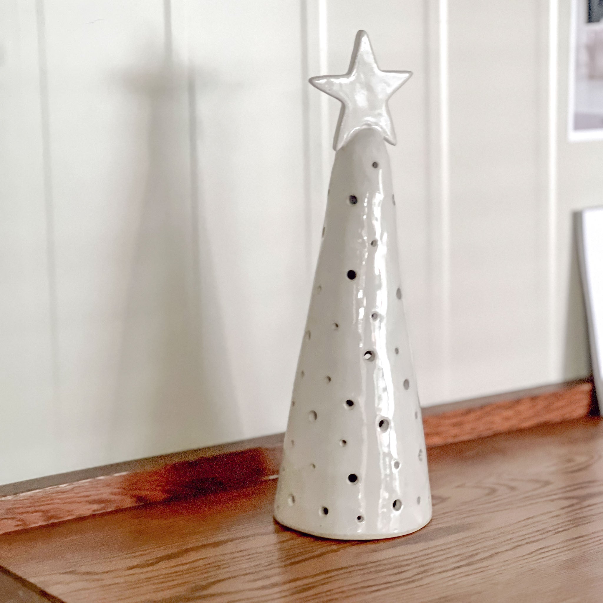 Pottery Workshop: Make a Christmas Tree // Saturday 19 September / 1 to 4pm